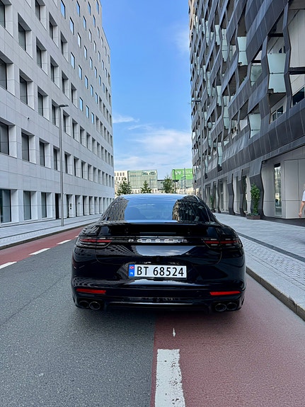 Porsche Panamera 5 of 25