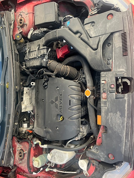 Mitsubishi Lancer 3 of 17