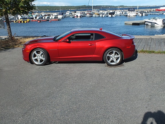 Chevrolet Camaro 2 of 25