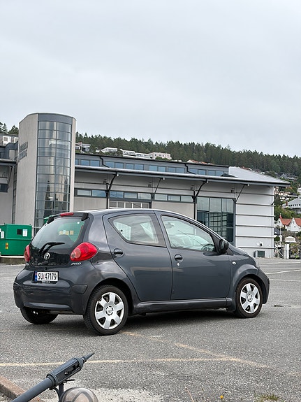 Toyota Aygo 12 of 30
