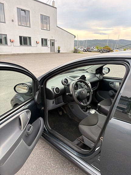 Toyota Aygo 20 of 30