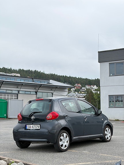 Toyota Aygo 13 of 30