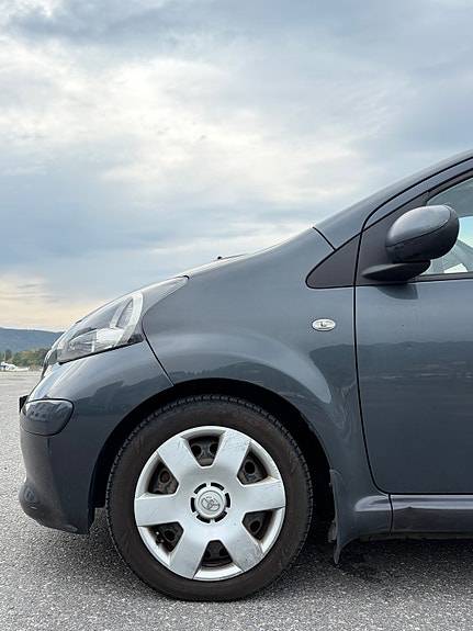 Toyota Aygo 10 of 30
