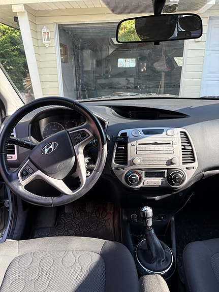Hyundai i20 6 of 12