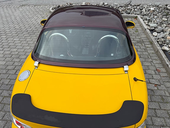 Mazda MX-5 11 of 28