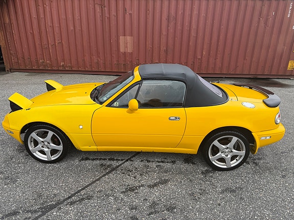 Mazda MX-5 5 of 28