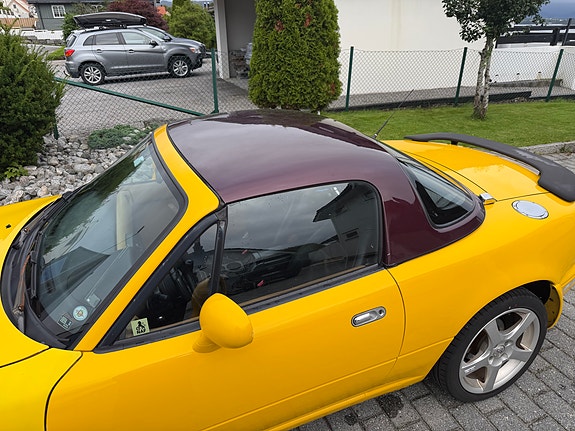 Mazda MX-5 12 of 28