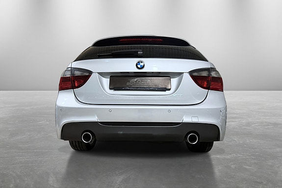 BMW 335d 7 of 30