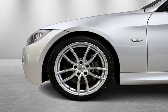 BMW 335d 14 of 30