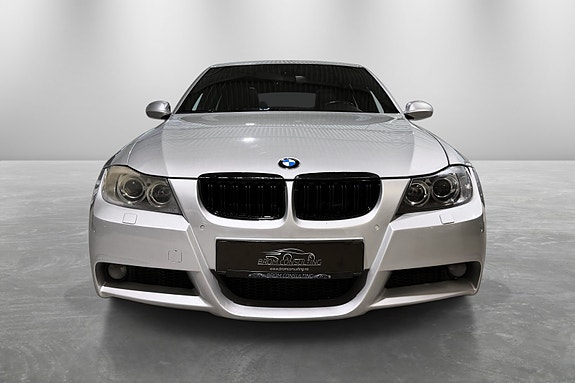 BMW 335d 13 of 30