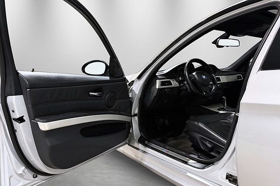 BMW 335d 16 of 30