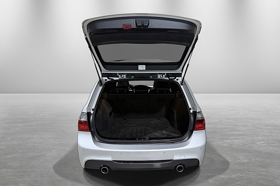 BMW 335d 23 of 30