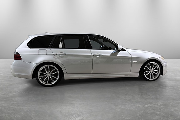 BMW 335d 10 of 30