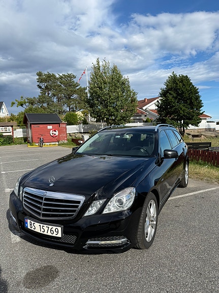 Mercedes-Benz E200 d 5 of 30