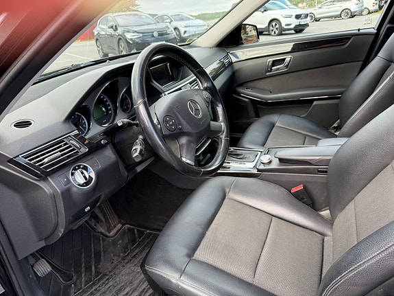 Mercedes-Benz E200 d 13 of 30