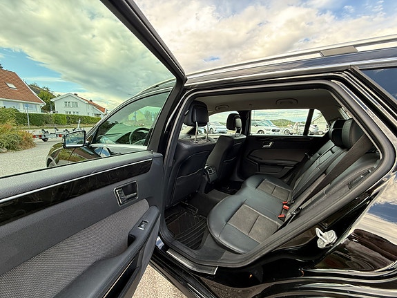 Mercedes-Benz E200 d 22 of 30