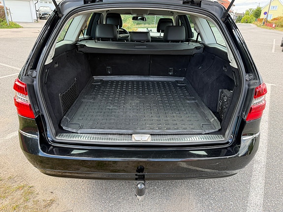 Mercedes-Benz E200 d 25 of 30