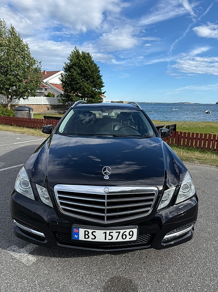 Mercedes-Benz E200 d 2 of 30