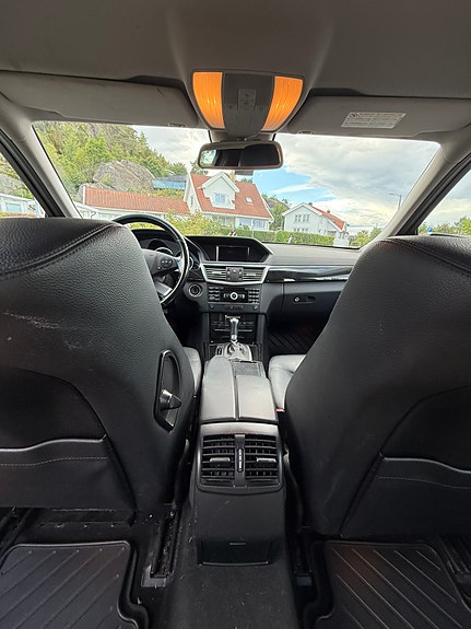 Mercedes-Benz E200 d 19 of 30