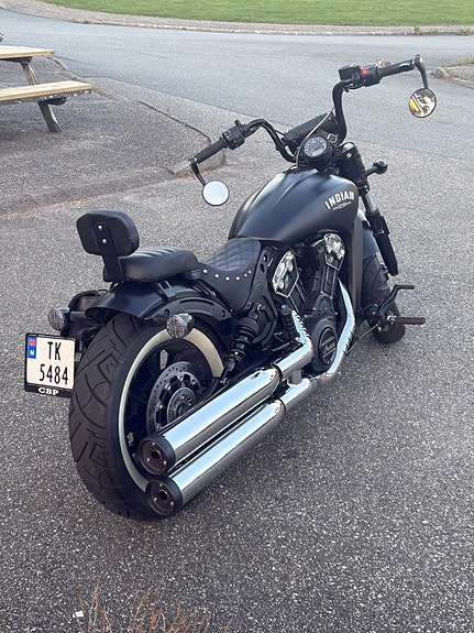 INDIAN Scout Bobber ABS 6 of 6