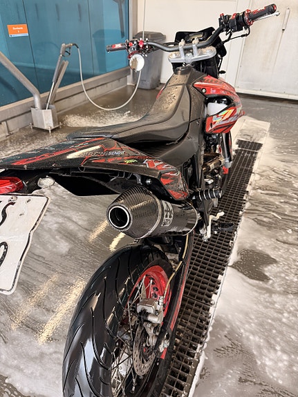 Aprilia SX 125 Super Motard 19 of 22