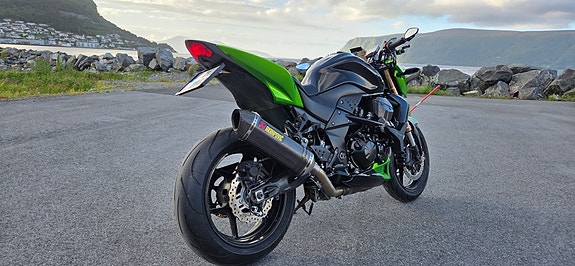 Kawasaki Z 750 R 22 of 25