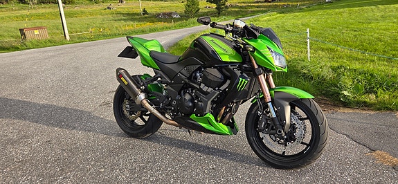 Kawasaki Z 750 R 11 of 25