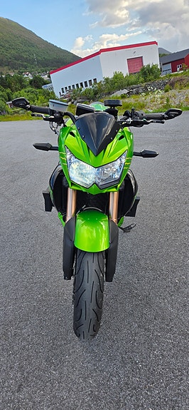 Kawasaki Z 750 R 13 of 25