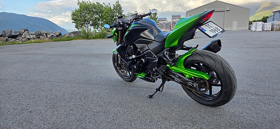 Kawasaki Z 750 R 17 of 25