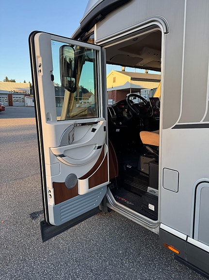 Carthago E Line 51 Yachting 4,8T/3.0-Aut/Meget fin/Topp utstyr. 16 of 30
