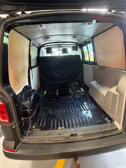 Volkswagen Transporter 5 of 12