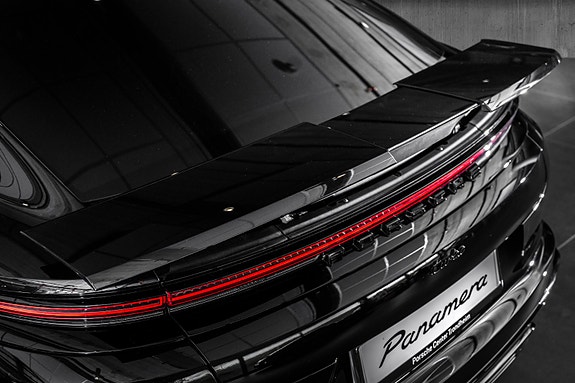 Porsche Panamera 10 of 30