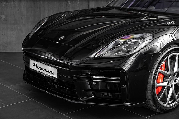 Porsche Panamera 2 of 30