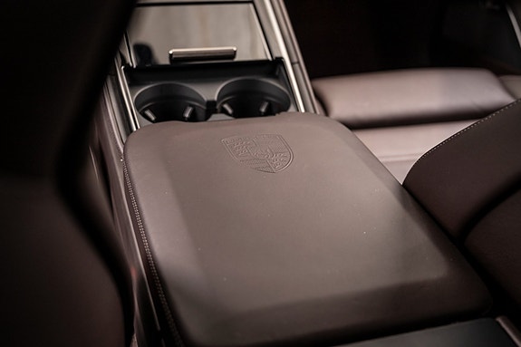 Porsche Panamera 29 of 30