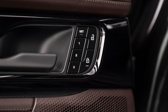 Porsche Panamera 26 of 30