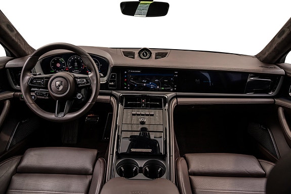 Porsche Panamera 28 of 30