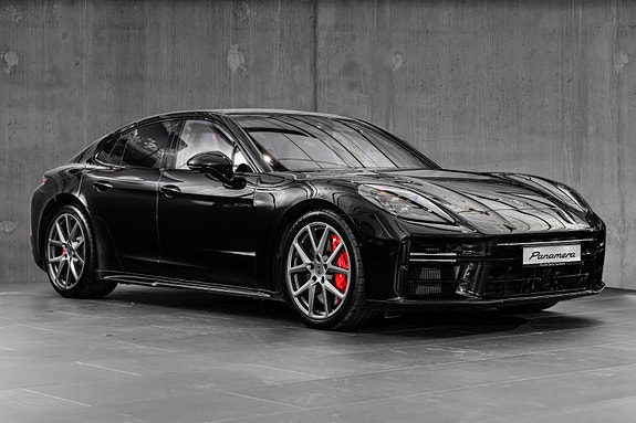 Porsche Panamera 17 of 30