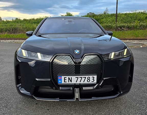 BMW iX 3 of 18