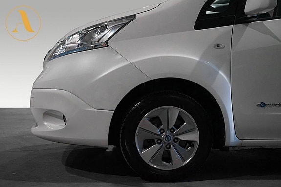 Nissan e-NV200 25 of 30