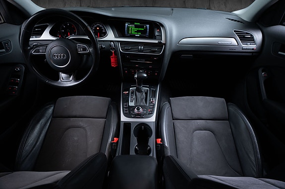 Audi A4 24 of 30