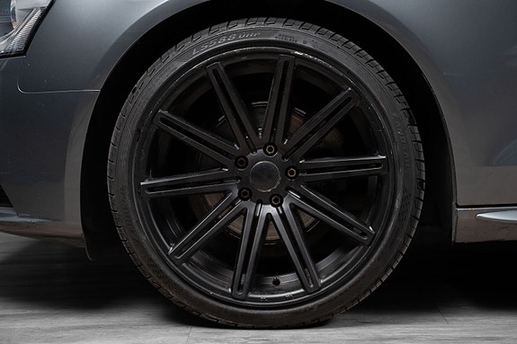 Audi A4 15 of 30