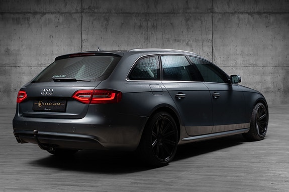 Audi A4 6 of 30