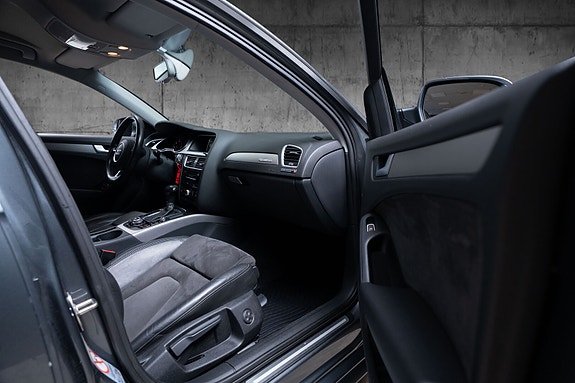 Audi A4 16 of 30