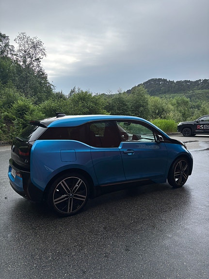 BMW i3 4 of 19
