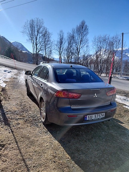 Mitsubishi Lancer 2 of 24