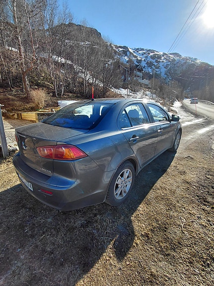Mitsubishi Lancer 5 of 24