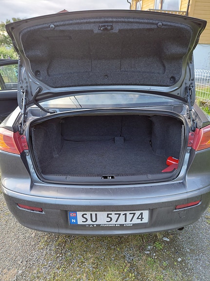 Mitsubishi Lancer 7 of 24