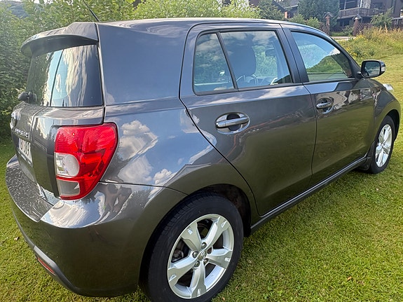 Toyota Urban Cruiser 8 of 17