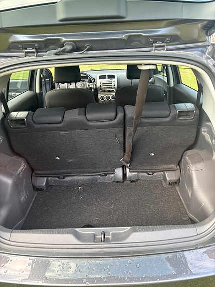 Toyota Urban Cruiser 4 of 17