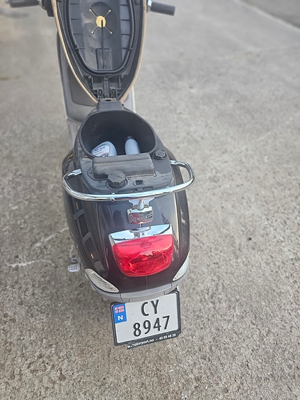 Vespa LX 50 7 of 7
